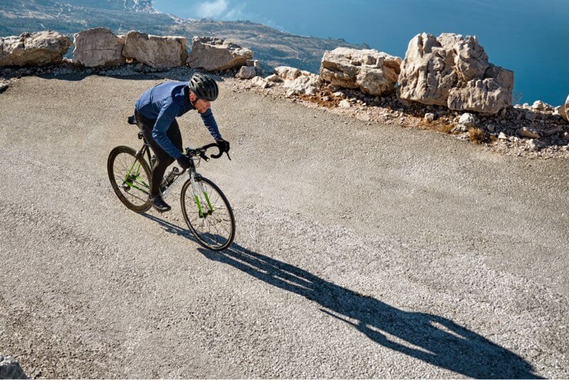 Garmin fiets op bergplateau